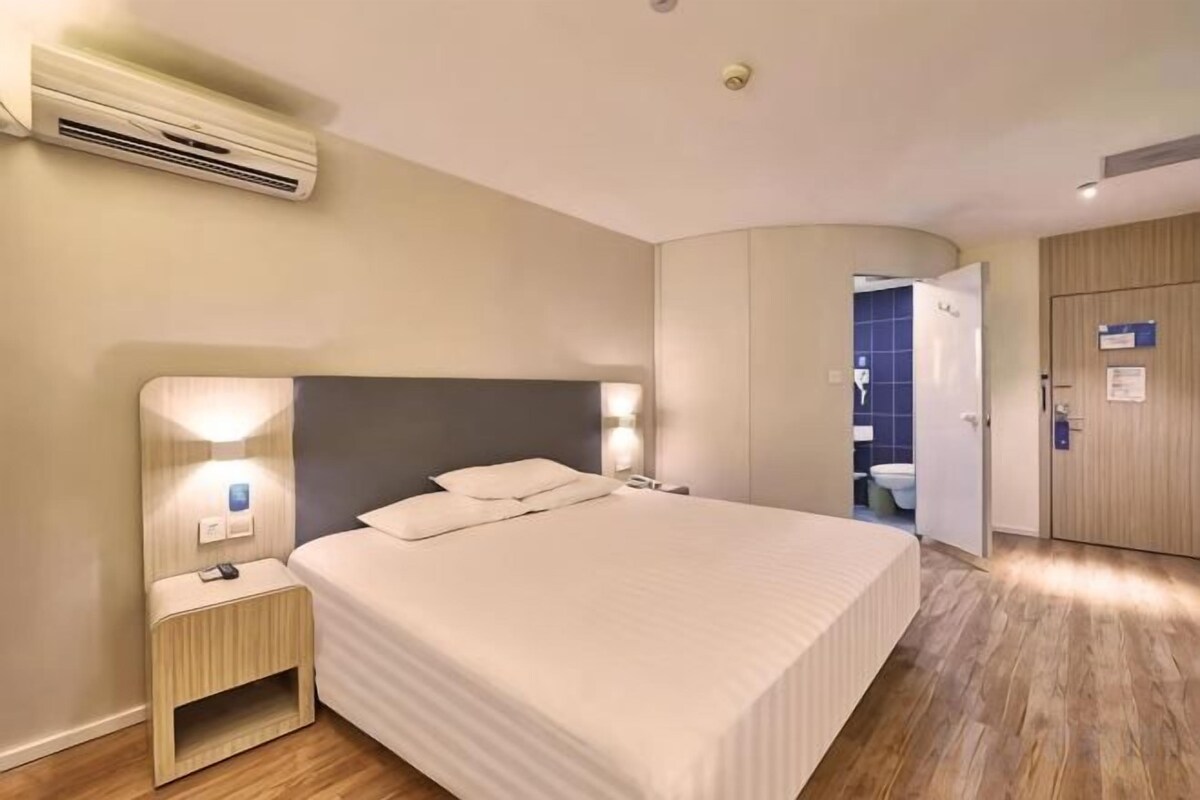 Guestroom (Double Bed) (Bathroom)