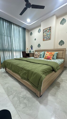 Bumblebee 4 individual bedroom apartment in enchanting Jaipur with WiFi, AC