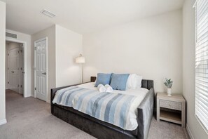 3 bedrooms, desk, iron/ironing board, travel cot