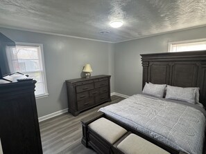 3 Schlafzimmer, Bügeleisen/Bügelbrett, kostenloses WLAN, Bettwäsche