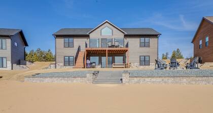 Private Chef|Sleeps 16|Beach|Games|WI Dells 28 Miles