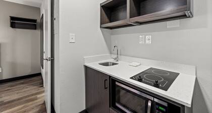 Southern Suites Kennesaw