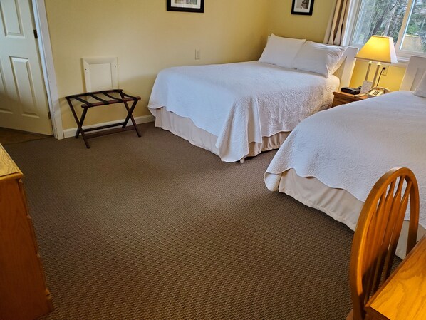 1 chambre, fer et planche à repasser, Wi-Fi, literie fournie