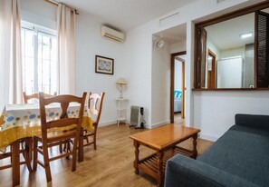 Căn hộ, hút thuốc | 2 phòng ngủ