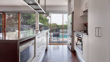 Luxury House | Private kitchen