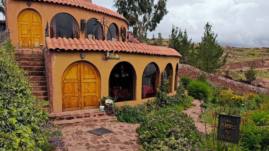 Posadas del Castillo del Titicaca