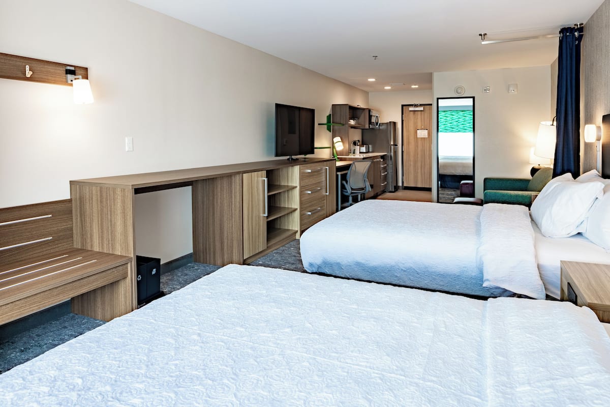 Blackout drapes, iron/ironing board, free WiFi, bed sheets