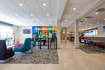 Home2 Suites By Hilton Kalamazoo Southeast