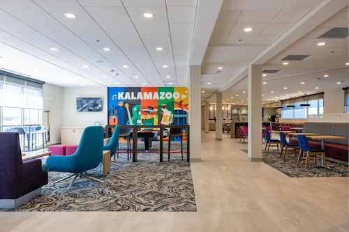 Home2 Suites By Hilton Kalamazoo Southeast