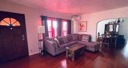Charming, Cozy Casita!