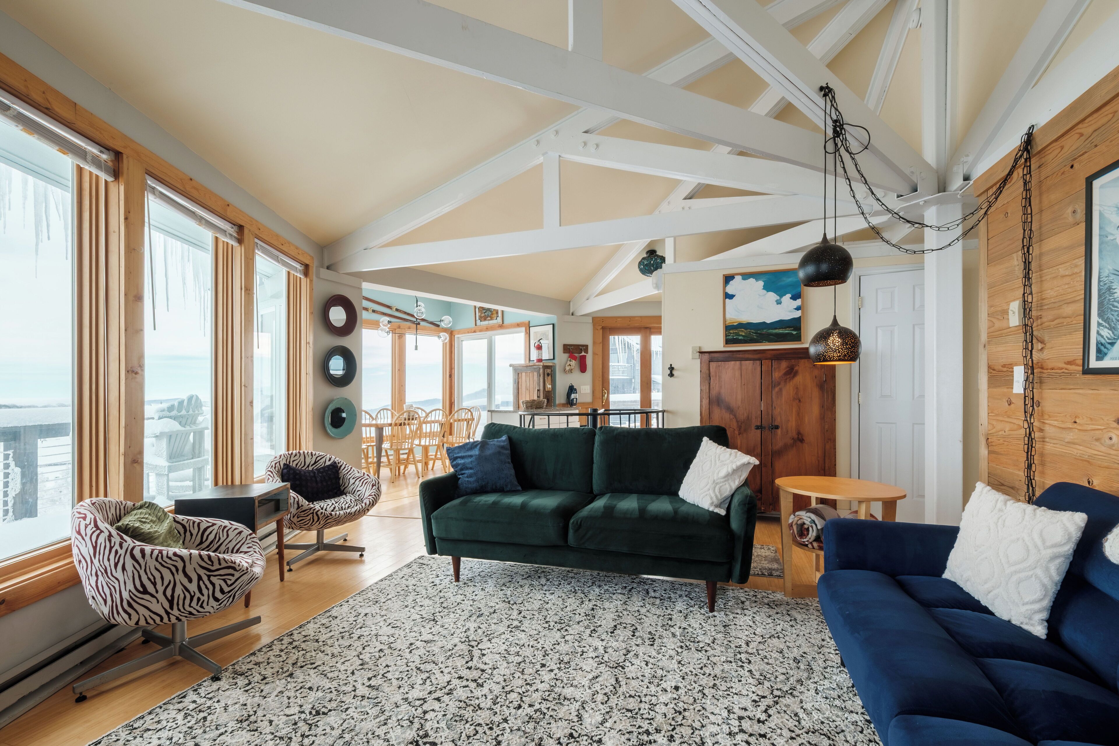 TV connectée, cheminée