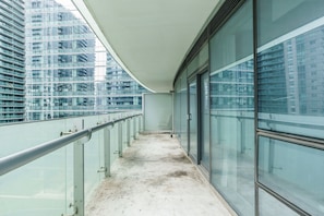 Romantic Apartment | Property grounds