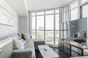 City Apartment | Living area - Lanterra Downtown (Toronto)