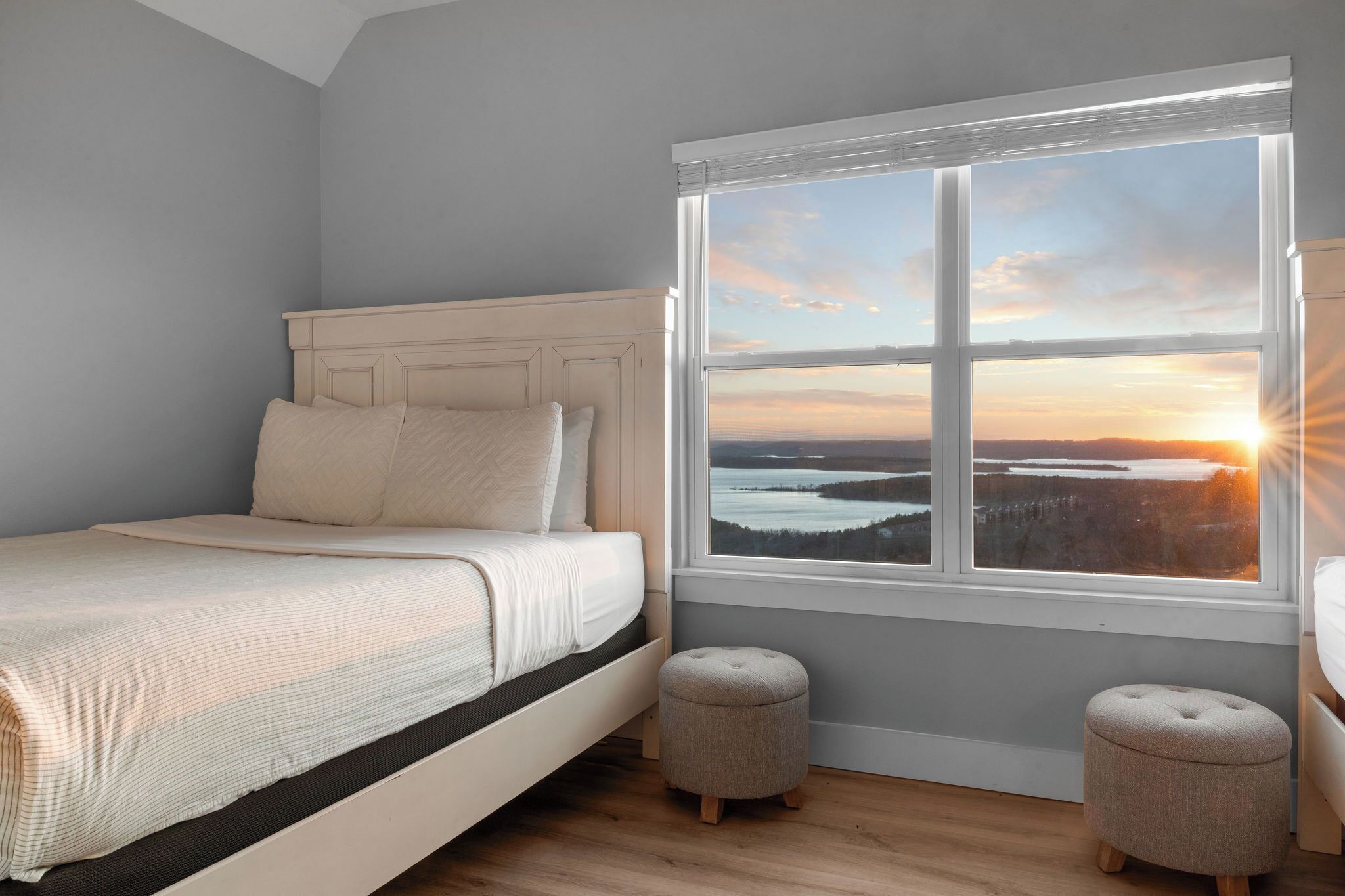 5 Schlafzimmer, Bügeleisen/Bügelbrett, kostenloses WLAN, Bettwäsche