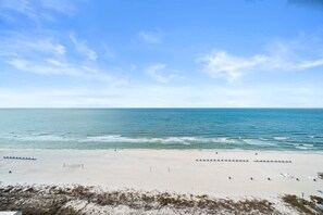 On the beach - Summer Deals!! 14th Floor! Free Activities! (Panama City Beach)