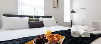 LUXURY & STYLISH HOME IN MANCHESTER CITY CENTER/ FREE WIFI & SNACKS/CO-OP ARENA