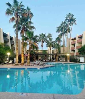 Pool - Old Town Oasis! Charming condo in superb Scottsdale - Heated Pool - Hot Tub (Scottsdale)