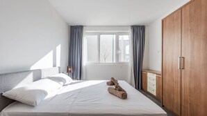 Unclassified image, 4 of 35, button - Serene Haven Talea Beachfront With Pool Access (Shënkoll)