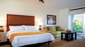 2 bedrooms, WiFi, bed sheets - Marriott's Waiohai Beach Club : New Years week : 2 Bedroom, full amenities (Koloa)