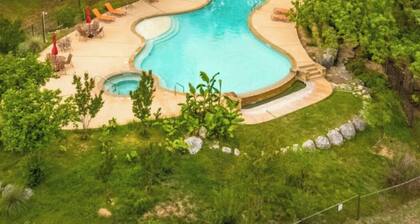 Glamping Bunkhouse: Tx Hill Country Resort + Pool