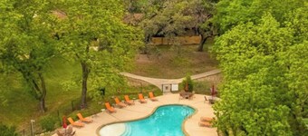 Getaway Cabin: Texas Hill Country Resort /w Pool