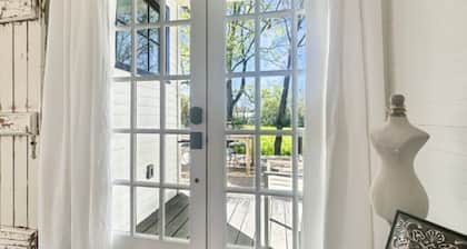 Bibb Mill Historic Cottage - Luxury Stay Near Riverwalk & Uptown Columbus