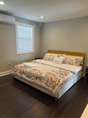 2 bedrooms, iron/ironing board, free WiFi, bed sheets - 3 bedroom house in brilliant Boothwyn with WiFi, AC (Boothwyn)