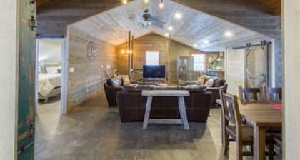 CF Ranch & Cattle Co.- Lodge and CrossFit Gym