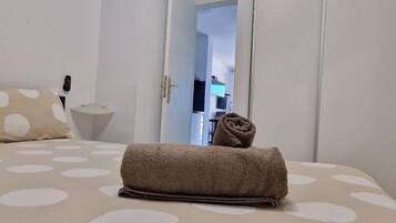 1 chambre, accĂšs Internet, draps fournis