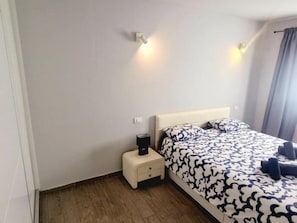 1 bedroom, Internet, bed sheets