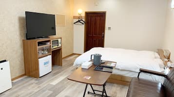 标准双人房 | 办公桌、笔记本电脑工作区、隔音、熨斗/熨衣板