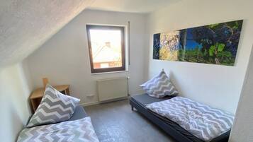 2 Schlafzimmer, Bügeleisen/Bügelbrett, Reisekinderbett, kostenloses WLAN