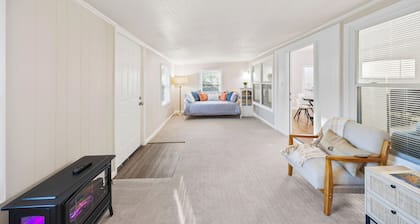 Forest Estates Lodge - Spacious + Available NOW!