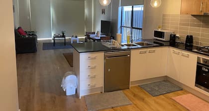 Modern Brand New 4BR Family Home Walkable to Shops