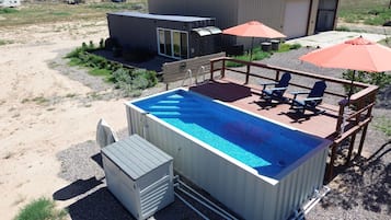 室外泳池