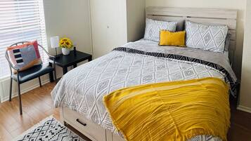 2 bedrooms, iron/ironing board, WiFi, bed sheets