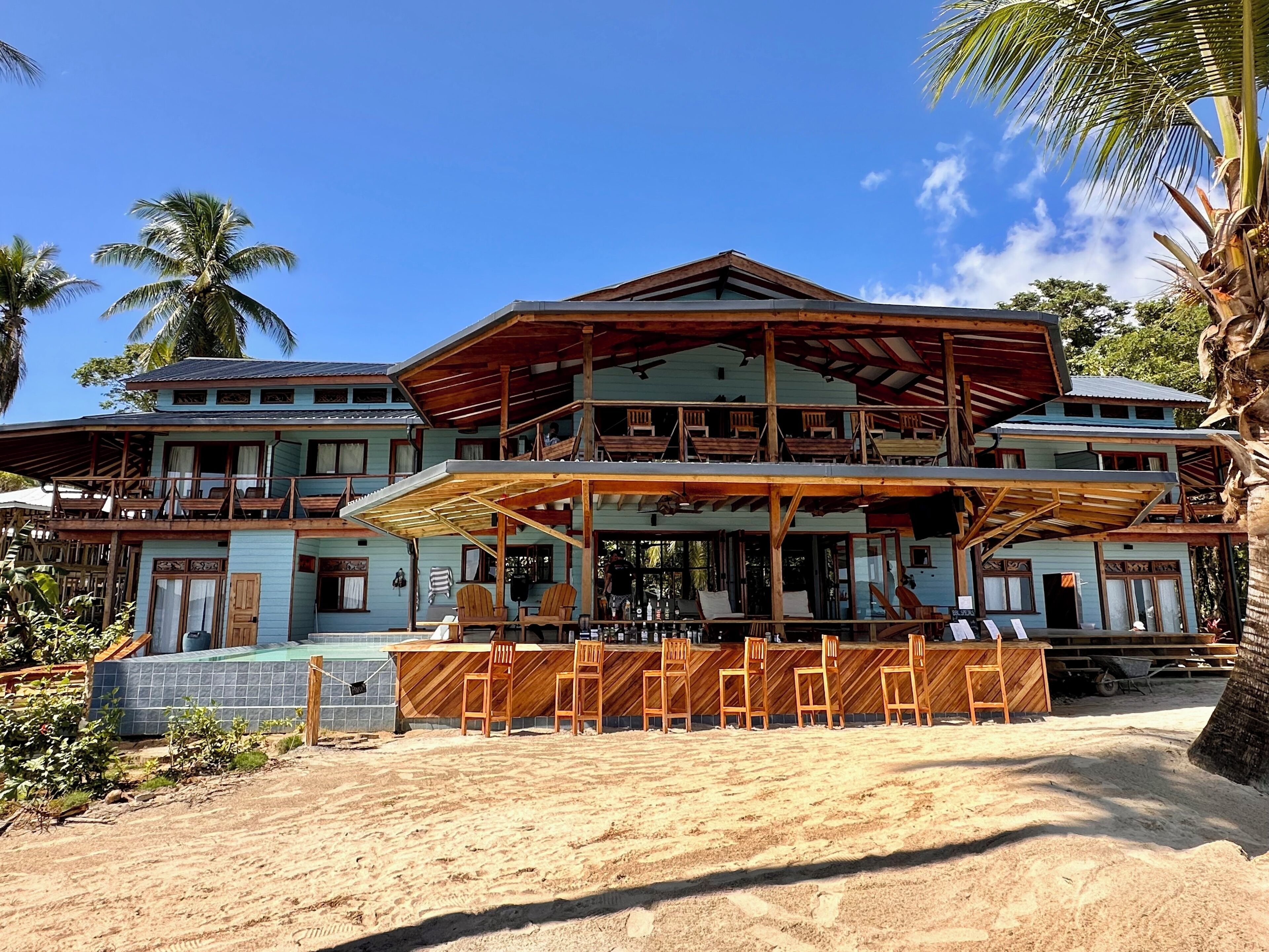 Foto - Bocas Beachfront Lodge Spacious Corner King Suite Ocean View Sand Level