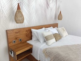 Deluxe Double Room | In-room safe, blackout drapes