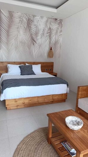 Dobbeltrom – deluxe | Safe på rommet og blendingsgardiner