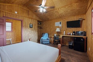 1 bedroom, in-room safe, Internet