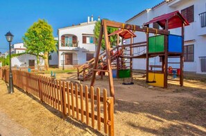 Children's area - Oasis Cala’n Porter (Cala'N Porter)