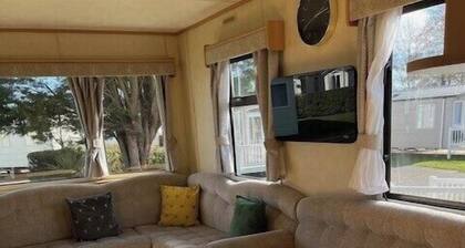 Home by the Sea - Adventure Village Access