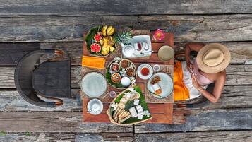 Bữa sáng kiểu Anh hàng ngày (3000 LKR/mỗi người)