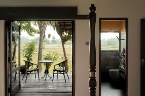 Suite superior, 1 habitación, vista al jardín | Vista al jardín