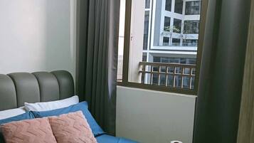 1 bedroom, WiFi, bed sheets