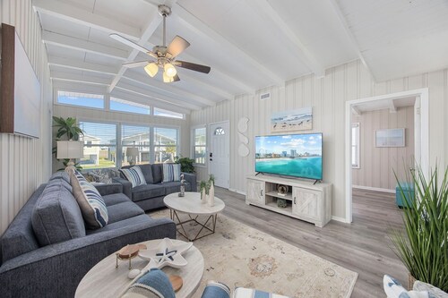 Gaston's Getaway - 5BR Channel Home w/ Heated Pool