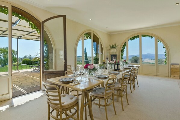 Dining - Villa Il Posto - Castellina Marittima, Pisa (Castellina Marittima)