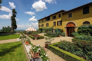 Exterior - Castello Tiziano - Bagno a Ripoli, Florence Area (Città Metropolitana di Firenze)