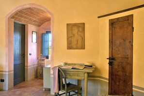 Interior - Villa Scuderie -  Guardistallo, Pisa (Guardistallo)