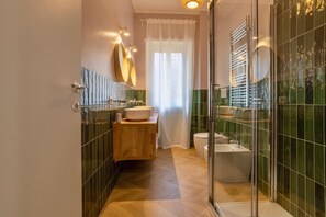 Haartrockner, Handtücher